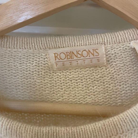 Beautiful Vintage 1990s Beaded Silk Blend Sweater - Picture 5 of 6